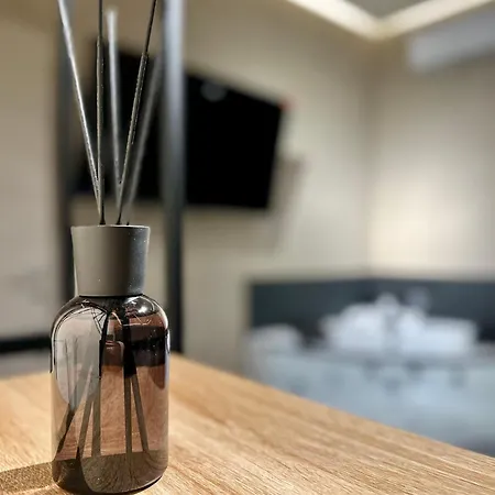 Appartamento Falco Boutique With Jacuzzi Napoli