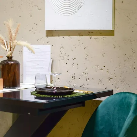 Falco Boutique With Jacuzzi Apartment Naples