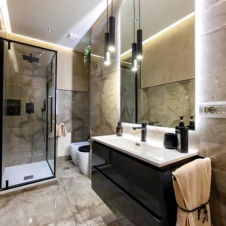 Falco Boutique With Jacuzzi Appartamento Napoli