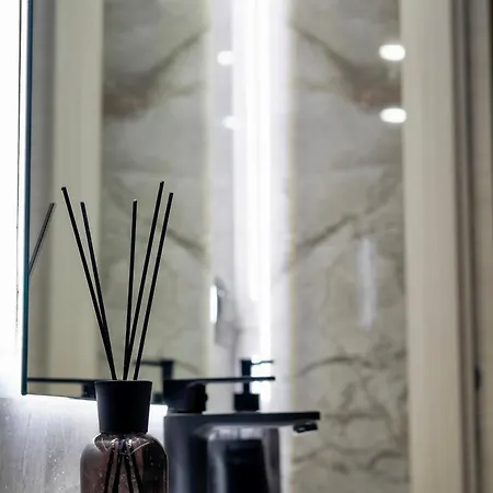 Appartamento Falco Boutique With Jacuzzi