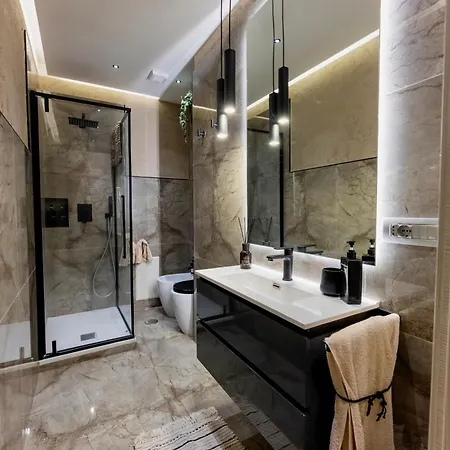 Falco Boutique With Jacuzzi