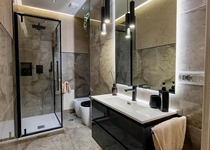 Falco Boutique With Jacuzzi